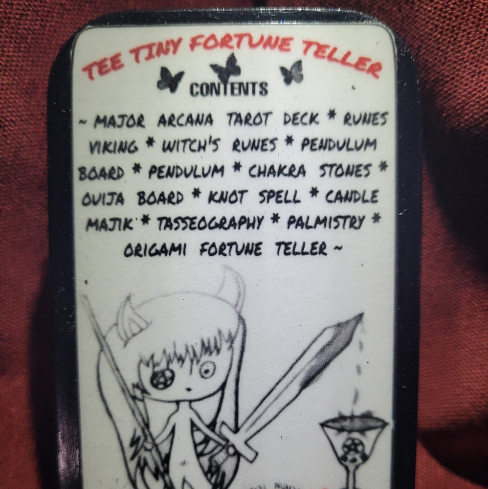 Tee Tiny Fortune Teller